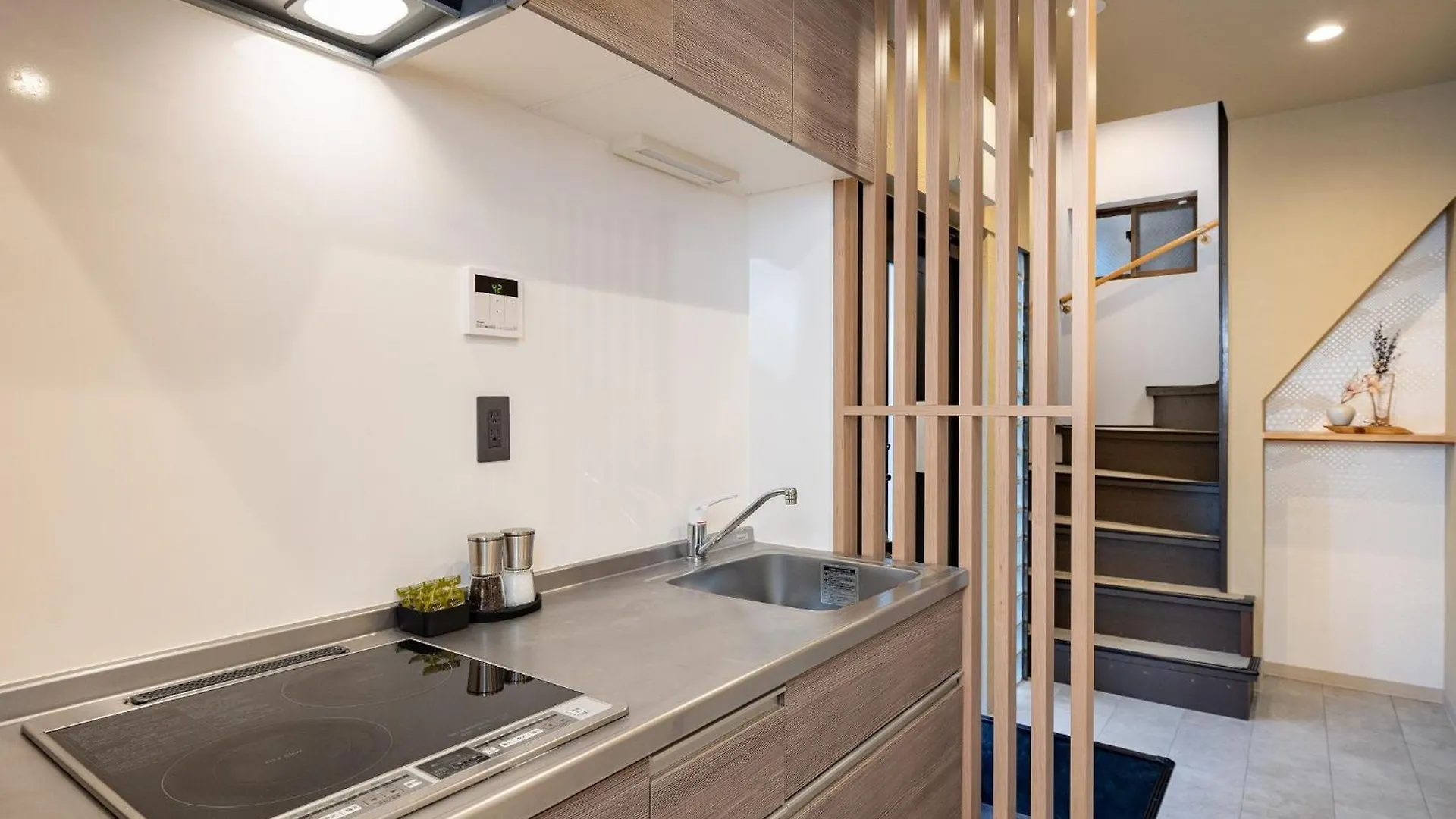 Bijou Suites Noble Osaka 0*,